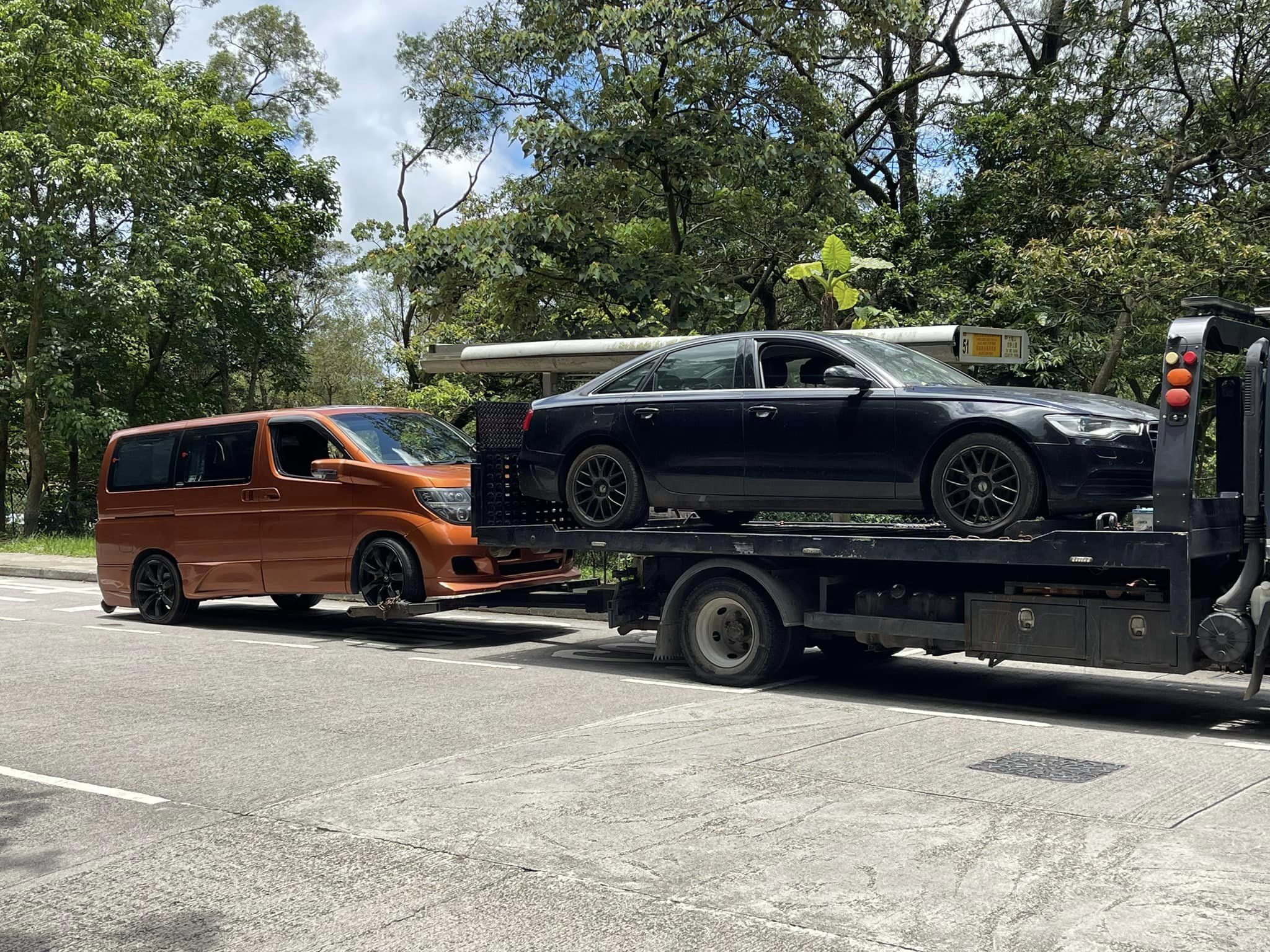 Pak Lam Car Scrapping towing and pickup photo 2