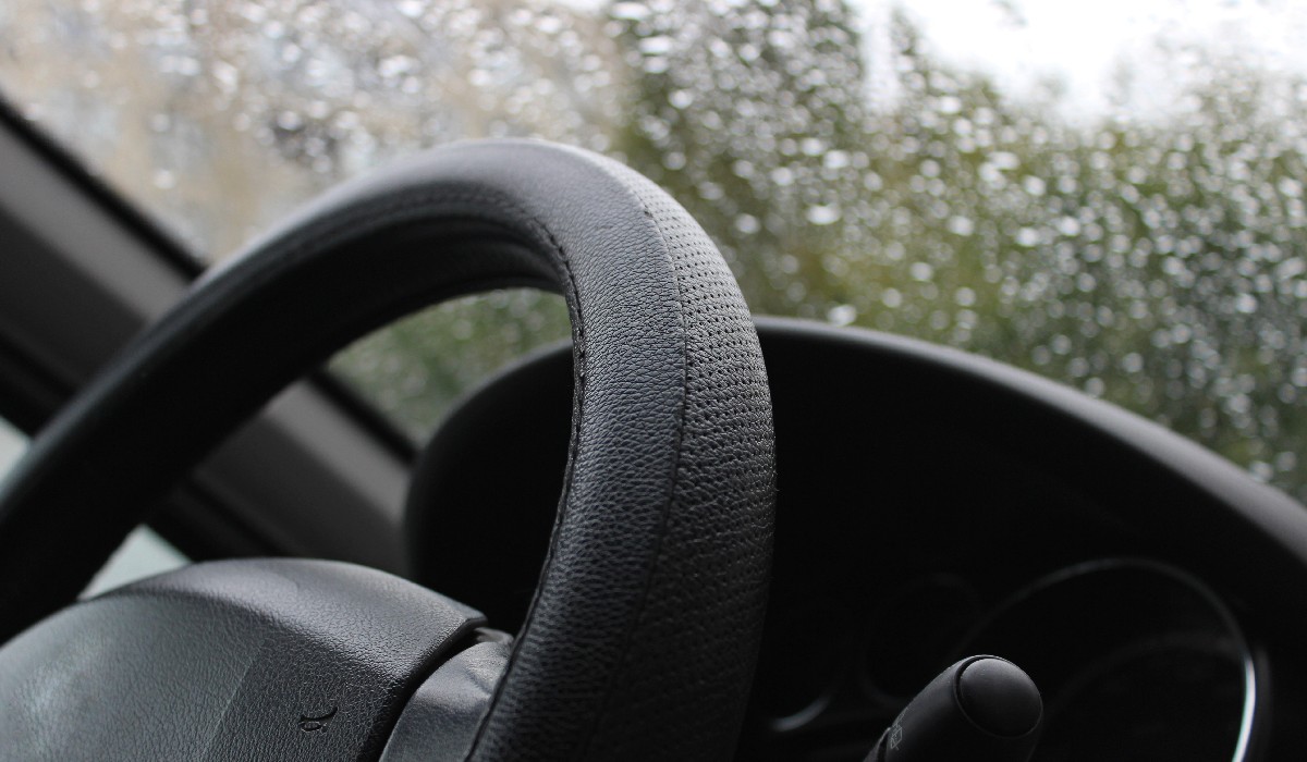 Scrap Car Price Guide: Quotes, Repair vs Scrap and Licence Refunds